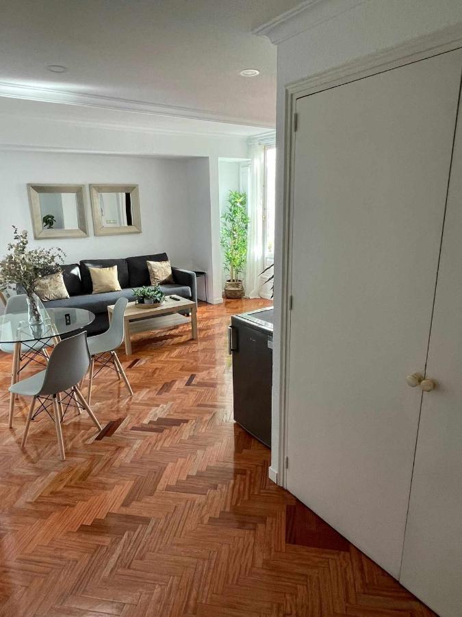 Apartamento Con Terraza Y Vistas Alcalaretiro Мадрид Екстериор снимка