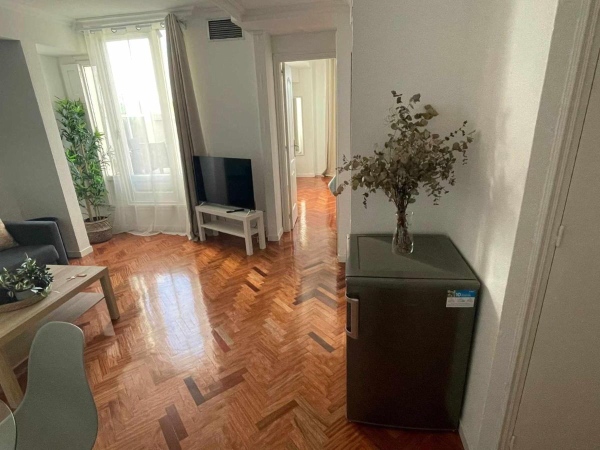 Apartamento Con Terraza Y Vistas Alcalaretiro Мадрид Екстериор снимка